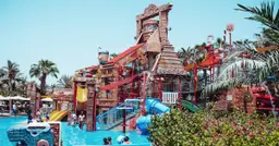  Aquapark we Włoszech - najlepsze parki wodne w 2023 roku