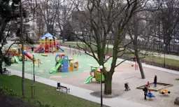 Kiedy otwarcie placu zabaw w parku Żeromskiego? Sprawdź najnowsze informacje