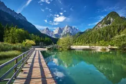 Kranjska Gora atrakcje: niezapomniane miejsca i aktywności na wyjazd