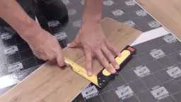 Jak ciąć panele winylowe? Wybierz narzędzia, uniknij błędów