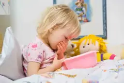 Co na wymioty dla dziecka: najskuteczniejsze leki i domowe sposoby leczenia