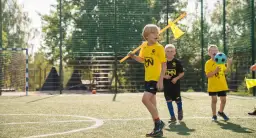 Piłka nożna dla dzieci: jak wybrać szkółkę i przygotować malucha?