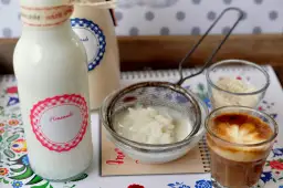 Jak zrobić mleko roślinne w domu – proste przepisy i porady