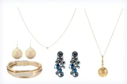 Jaka biżuteria do niebieskiej sukienki na wesele, aby zachwycać?