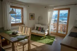 Gdzie szukać noclegów w Polsce? Pełen przewodnik (i jak oszczędzić!)