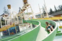 Termy Uniejów atrakcje: odkryj najlepsze miejsca na relaks i zabawę