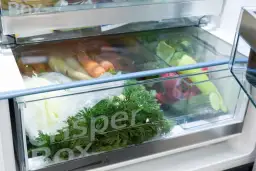 Dlaczego lodówka nie chłodzi? Diagnozuj i oszczędź na serwisie!