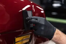 Ile kosztuje położenie ceramiki na samochód? Sprawdź ceny i opcje