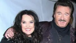 Żona Krzysztofa Krawczyka ile ma lat? Zaskakujące fakty o Ewie Krawczyk