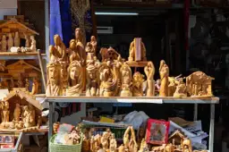 Jakie pamiątki z Ziemi Świętej warto przywieźć na zawsze?