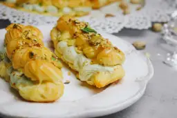 Eklerki z kremem pistacjowym, czyli słodki hit 2025 roku