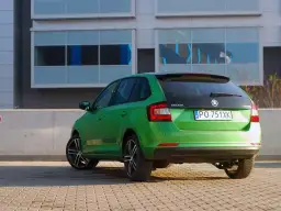 Pojemność baku Skoda Rapid – co musisz wiedzieć przed zakupem