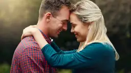 Czy pieszczoty w małżeństwie to grzech? Odkryj prawdę o miłości