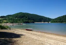 Jezioro Klimkowskie: Atrakcje, historia i sekrety Beskidu Niskiego