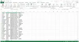 Jak zablokować okienka w Excelu, aby nie stracić ważnych danych