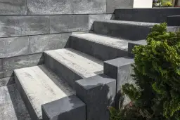 Jak zaszalować schody tarasowe, aby uniknąć najczęstszych błędów