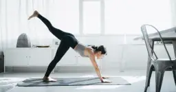 Rozgrzewka jakie ćwiczenia wybrać, aby uniknąć kontuzji przed treningiem