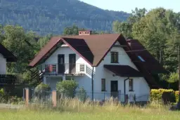 Gdzie znaleźć komfortowy nocleg blisko Babiej Góry? Sprawdź opcje