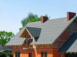 Zwykła papa na dach: Mądry kompromis czy pozorna oszczędność?