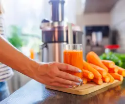 Czy marchewka poprawia wzrok? Demaskujemy mit z czasów wojny