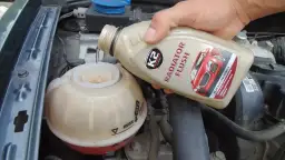 Jaki koncentrat do chłodnicy wybrać, aby uniknąć awarii silnika?