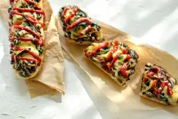 Zapiekanka po angielsku: Jak opisać polski street food?