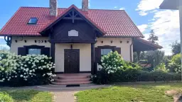 Dworek Czersk - idealne miejsce na rodzinny wypoczynek nad jeziorem