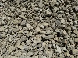 Kliniec czy tłuczeń na podjazd? Poznaj sekret trwałości