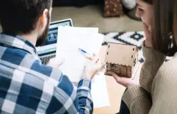 Kupno domu na licytacji komorniczej – okazja, której nie warto przegapić