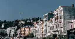 Czy filmy o wyścigach psują kulturę jazdy?