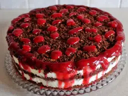 Przepis na ciasto w tortownicy - proste i pyszne wariacje, które zaskoczą