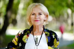 Kim jest Bożena z Sanatorium miłości? Jej historia i relacje w programie