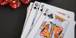 Filmy pełne ryzyka i stylu: James Bond, Ocean’s Eleven czy 21