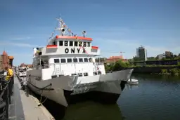 Ile kosztuje rejs z Krynicy Morskiej do Fromborka? Ceny, czas i atrakcje.