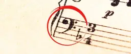 Jak czytać nuty w kluczu basowym - proste kroki dla początkujących