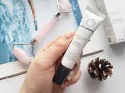 Ecolab strany serum rewitalizujące pod oczy - skuteczne rozwiązanie na cienie