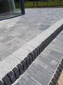 Jak wybrać właściwy kod PKD do układania kostki brukowej i uniknąć błędów