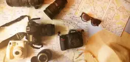Jaki obiektyw na wakacje? Odkryj idealne rozwiązania dla podróżników