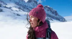 Jaka czapka w góry? Wybierz idealną ochronę na każdą pogodę