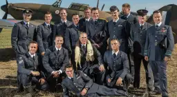 Ocena filmu Dywizjon 303: Krytyczna analiza patriotycznej produkcji