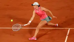 Ile setów w tenisie Roland Garros: zasady dla kobiet i mężczyzn 2025