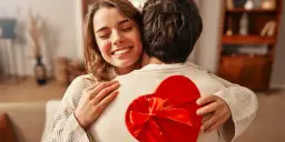 Miłość bezwarunkowa w dokumentach: czym jest i jak wpływa na relacje