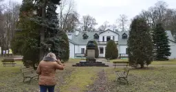 Gdzie urodził się Mikołaj Rej? Historia Żurawna i jego znaczenie.