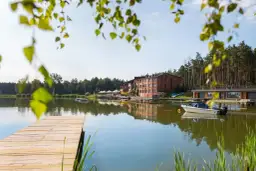 Wczasy nad jeziorem w Lubuskiem: najlepsze noclegi, atrakcje i porady dla turystów