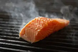 Czy łosoś jest zdrowy: poznaj 7 zaskakujących faktów o tej rybie