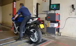 Ile kosztuje badanie techniczne motoroweru i co musisz o tym wiedzieć