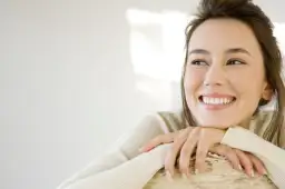 Bonding zębów, co to jest i jakie daje efekty przed i po