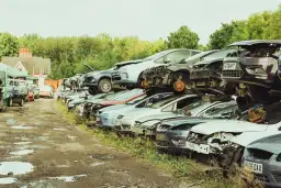 Jak wyrejestrować samochód na części – krok po kroku i porady z forum