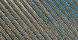 Jaki Panel do Akumulatora 100Ah - Wybór Panela Fotowoltaicznego do Sprawnego Ładowania Akumulatora