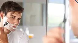 Woda toaletowa czy woda po goleniu - co wybrać dla swojej skóry?